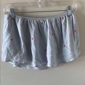 Off the shoulder cropped shirt